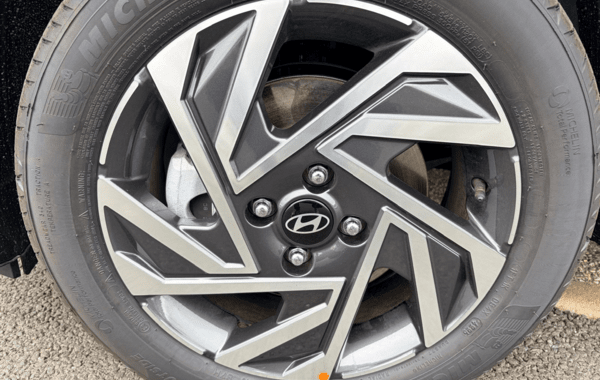 hyundai-bayon-1-0-t-gdi-100ch-intuitive-dct-7 - 163574686