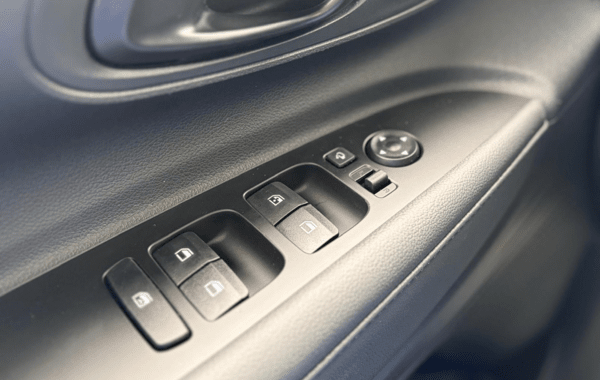 hyundai-bayon-1-0-t-gdi-100ch-intuitive-dct-7 - 163574686