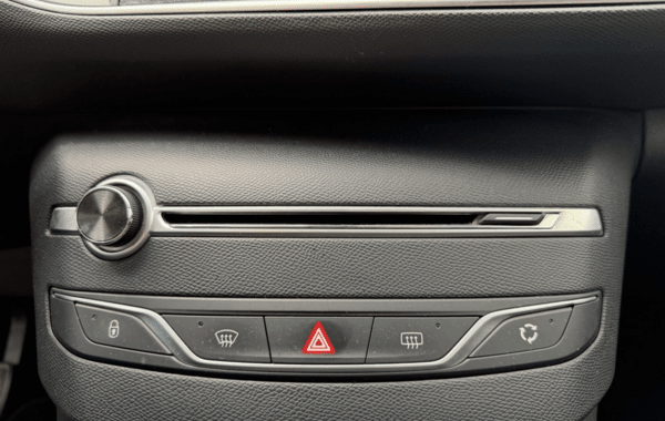 peugeot-308-sw-1-5-bluehdi-130ch-s-s-allure - 163664686