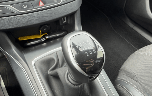peugeot-308-sw-1-5-bluehdi-130ch-s-s-allure - 163664686