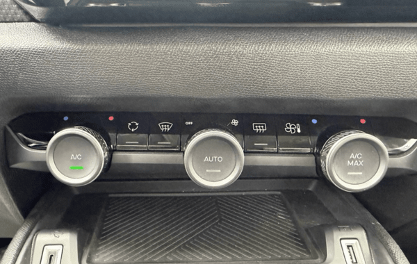 citroen-c4-puretech-130ch-s-s-shine-eat8 - 164214686