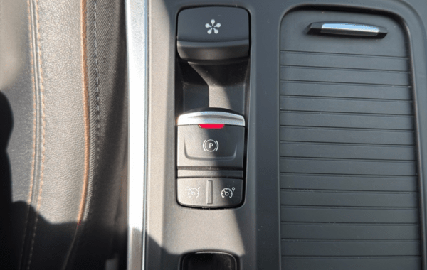 renault-megane-iv-1-2-tce-130ch-energy-akaju-edc - 164284686