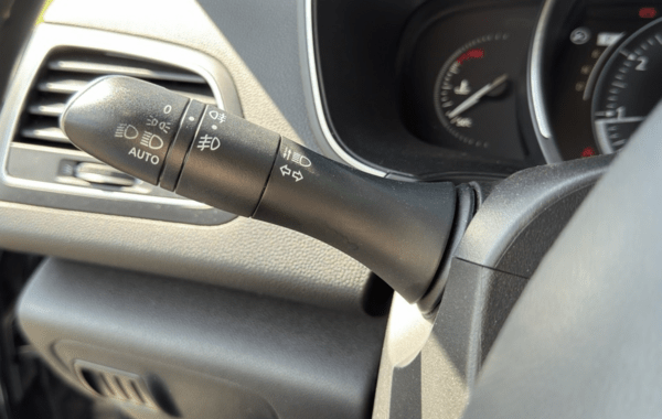 renault-megane-iv-1-2-tce-130ch-energy-akaju-edc - 164284686