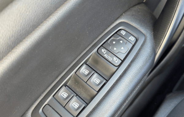 renault-megane-iv-1-2-tce-130ch-energy-akaju-edc - 164284686