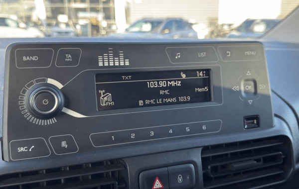 citroen-berlingo-van-m-1000kg-bluehdi-130-s-s-club-eat8 - 164424686