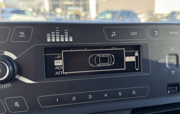 citroen-berlingo-van-m-1000kg-bluehdi-130-s-s-club-eat8 - 164424686