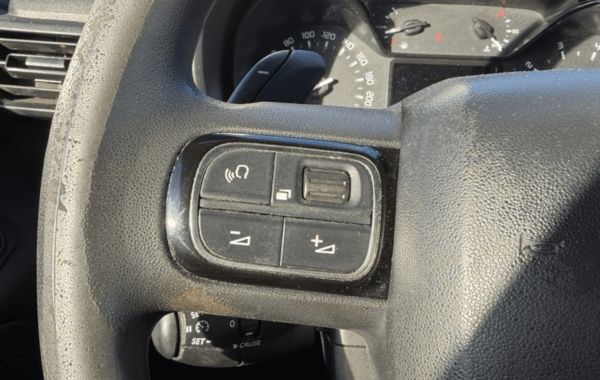 citroen-berlingo-van-m-1000kg-bluehdi-130-s-s-club-eat8 - 164424686