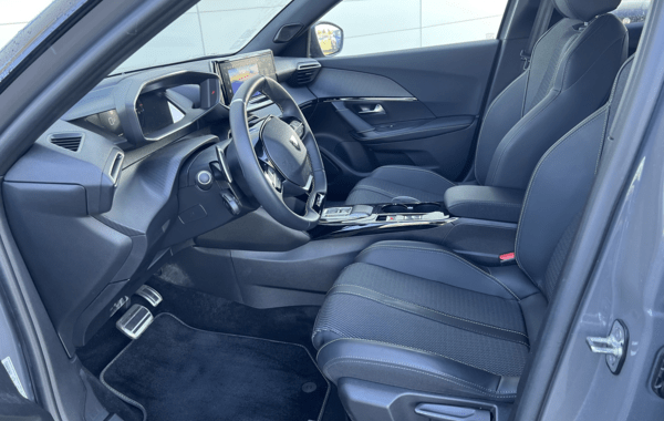 peugeot-2008-1-2-puretech-130ch-s-s-gt-eat8 - 164484686
