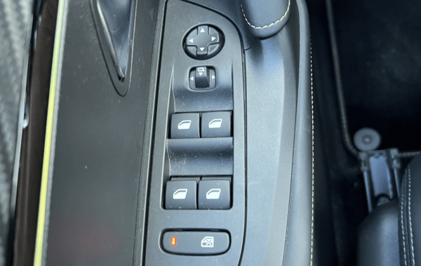 peugeot-2008-1-2-puretech-130ch-s-s-gt-eat8 - 164484686