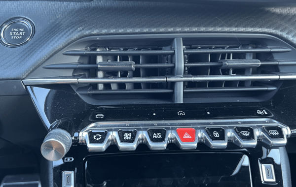 peugeot-2008-1-2-puretech-130ch-s-s-gt-eat8 - 164484686