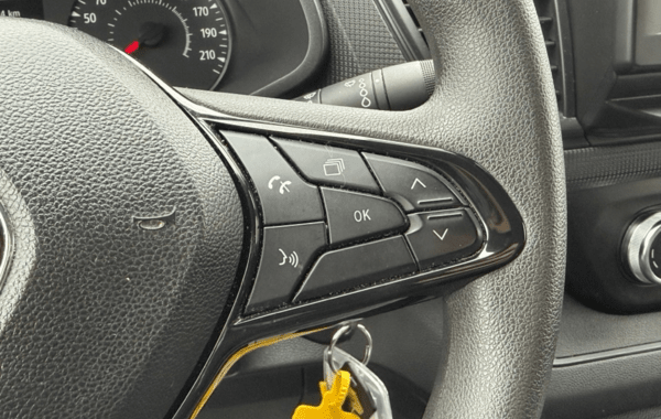 renault-trafic-iii-fg-l1h1-2t8-2-0-blue-dci-150ch-advance-24 - 164544686