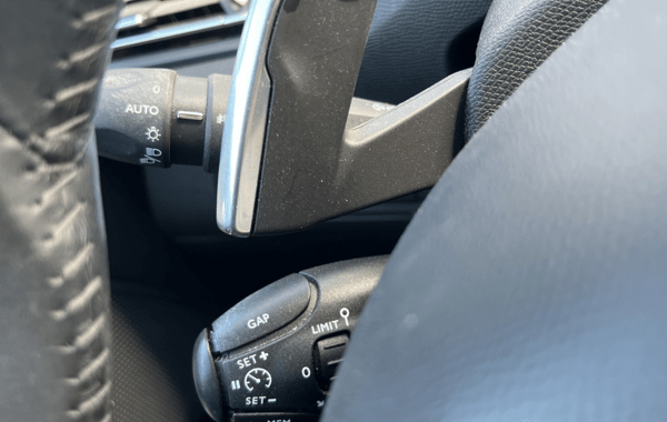 peugeot-308-1-5-bluehdi-130ch-s-s-allure-eat8 - 165014686