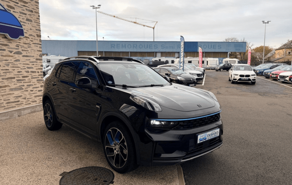 lynk-co-01-1-5-phev-261ch-dcth-7 - 165054686
