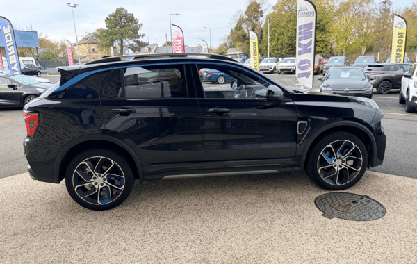 lynk-co-01-1-5-phev-261ch-dcth-7 - 165054686