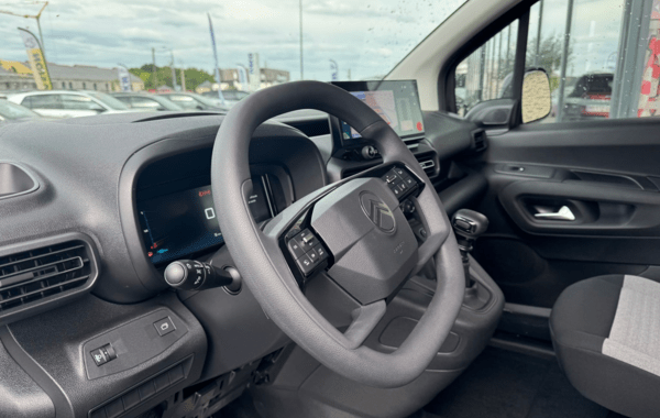 citroen-berlingo-m-1-5-bluehdi-100ch-s-s-plus-5-places-n1 - 165184686