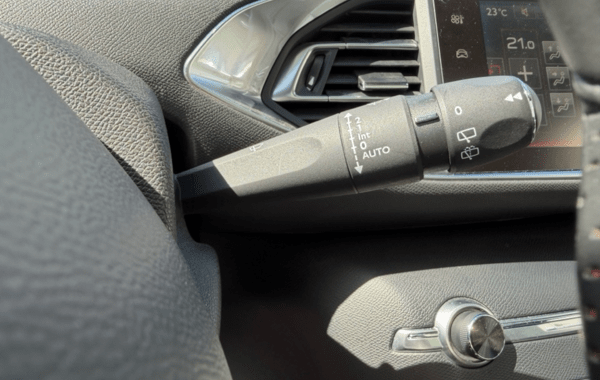 peugeot-308-sw-2-0-bluehdi-150ch-gt-line-s-s-eat6 - 165234686