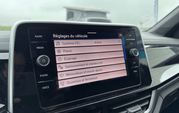 volkswagen-t-roc-1-5-tsi-evo2-150ch-r-line-dsg7 - 165444686