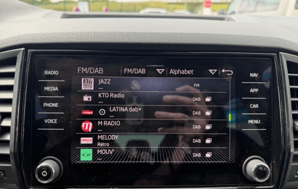 skoda-karoq-1-5-tsi-evo-2-act-150ch-selection-dsg7 - 165584686