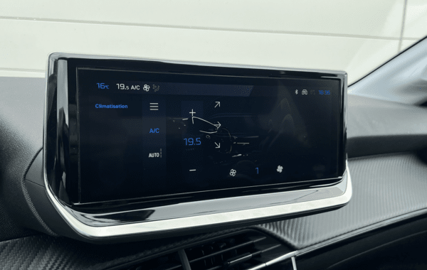 peugeot-208-1-2-hybrid-110ch-allure-e-dcs6 - 165744686