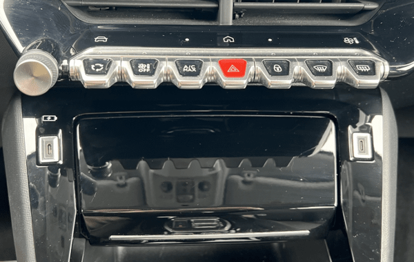 peugeot-208-1-2-hybrid-110ch-allure-e-dcs6 - 165744686