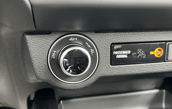 isuzu-d-max-2-2-ddi-164ch-nitro-sport-space-a-t - 165784686