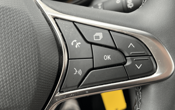 renault-clio-v-1-5-dci-100ch-evolution-25 - 165814686
