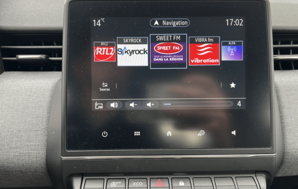 renault-clio-v-1-5-dci-100ch-evolution-25 - 165814686