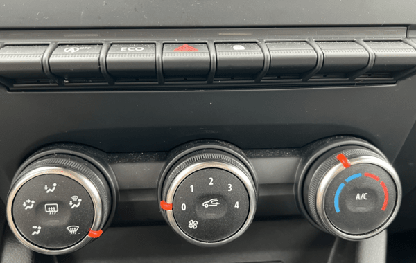 renault-clio-v-1-5-dci-100ch-evolution-25 - 165814686
