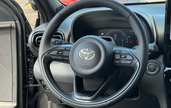 toyota-yaris-cross-130h-design-my26 - 166064686