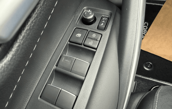 toyota-corolla-touring-spt-1-8-140ch-design-my26 - 166204686