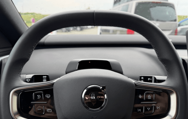 volvo-ex30-single-272ch-plus - 166304686