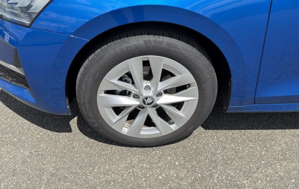 skoda-octavia-combi-2-0-tdi-scr-150ch-selection-dsg7 - 166364686