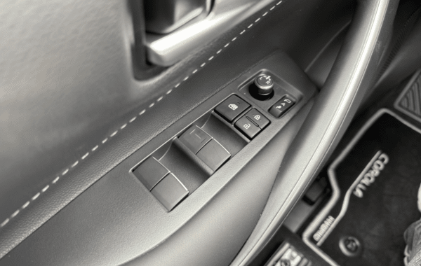 toyota-corolla-touring-spt-1-8-140ch-design-my26 - 166594686