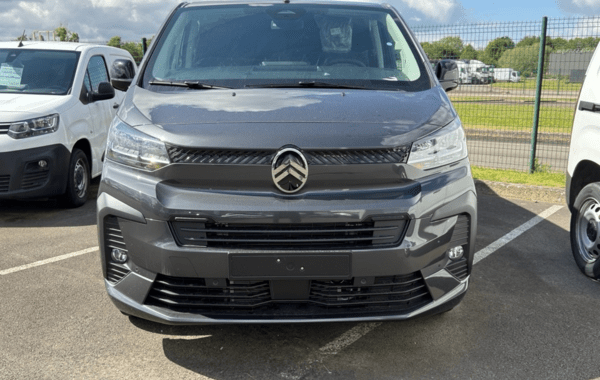 citroen-jumpy-fg-xl-2-2-diesel-180ch-cabine-approfondie-fixe-automatique - 166654686
