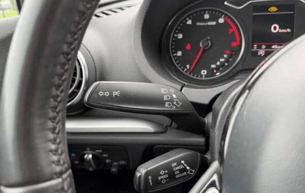 audi-a3-berline-1-4-tfsi-125ch-ambition - 166944686