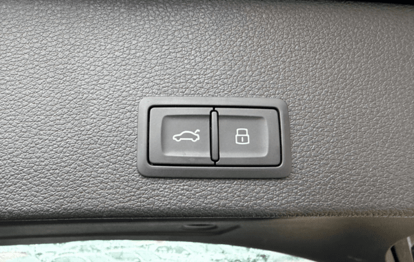 audi-q2-35-tdi-150ch-s-line-s-tronic-7 - 167094686