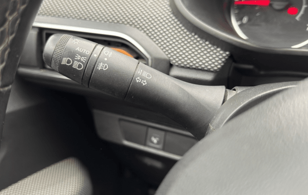 dacia-sandero-1-0-tce-90ch-stepway-confort-cvt - 167124686