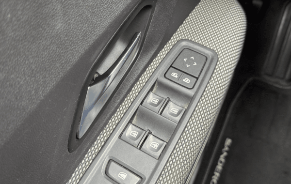 dacia-sandero-1-0-tce-90ch-stepway-confort-cvt - 167124686