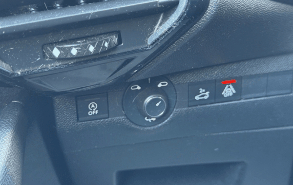 ds-ds-7-crossback-bluehdi-180ch-performance-line-automatique - 167464686