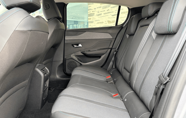 peugeot-308-1-5-bluehdi-130ch-s-s-allure-eat8 - 167614686