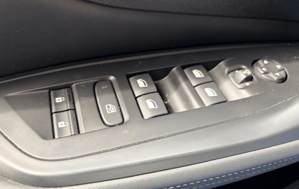 peugeot-308-1-5-bluehdi-130ch-s-s-allure-eat8 - 167614686