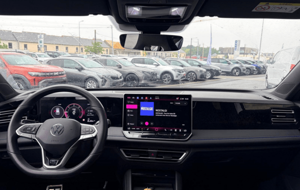 volkswagen-tiguan-2-0-tdi-150ch-r-line-dsg7 - 167744686