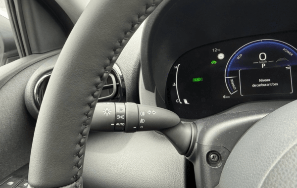 toyota-yaris-116h-design-5p-my25 - 167814686