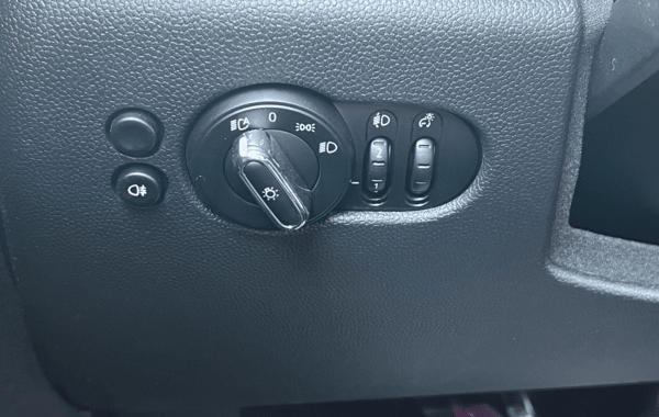 mini-mini-5-portes-cooper-136ch-business-design-bva7 - 167844686