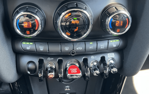 mini-mini-5-portes-cooper-136ch-business-design-bva7 - 167844686