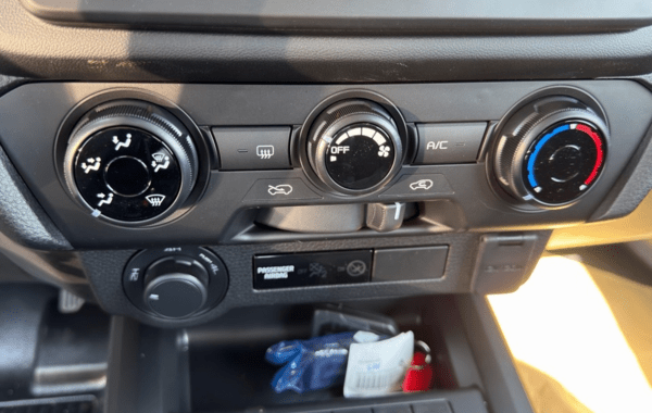 isuzu-d-max-2-2-ddi-164ch-b-strong-space-m-t - 167864686