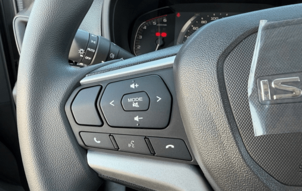 isuzu-d-max-2-2-ddi-164ch-b-strong-space-m-t - 167864686