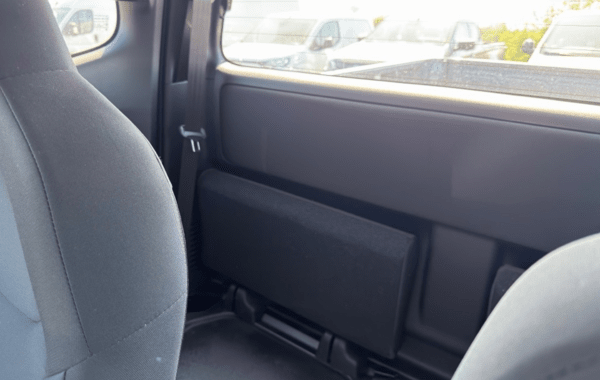 isuzu-d-max-2-2-ddi-164ch-b-strong-space-m-t - 167864686