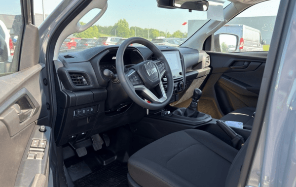 isuzu-d-max-2-2-ddi-164ch-b-strong-space-m-t - 167864686