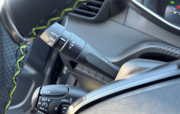 peugeot-2008-1-2-hybrid-145ch-gt-e-dcs6 - 168594686